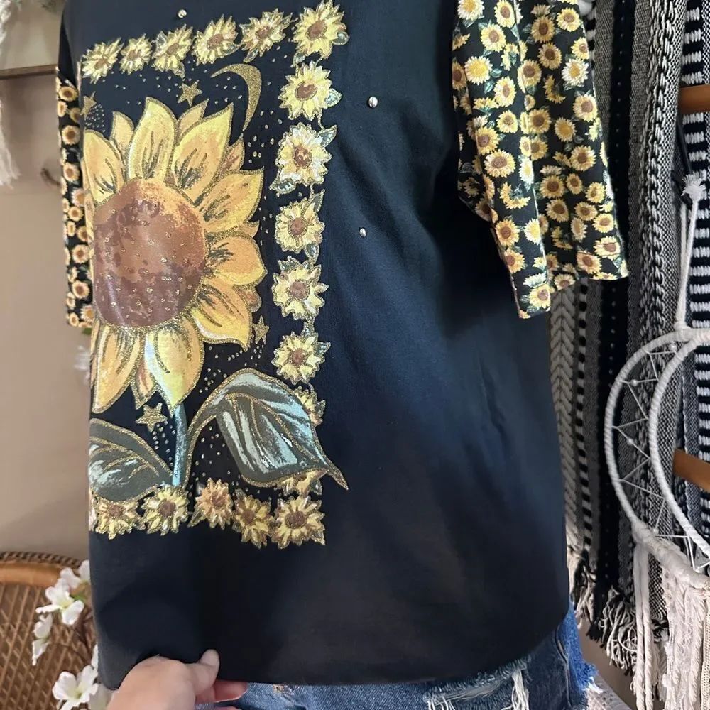 Vintage 80s KWBL Los Angeles Black Sunflower Embellished Short Sleeve T Shirt - Picture 11 of 12